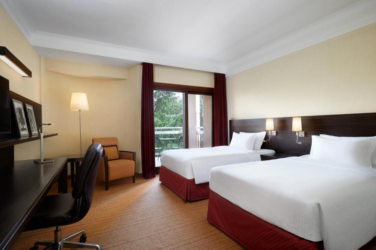 Courtyard By Marriott Rome Central Park Luaran gambar