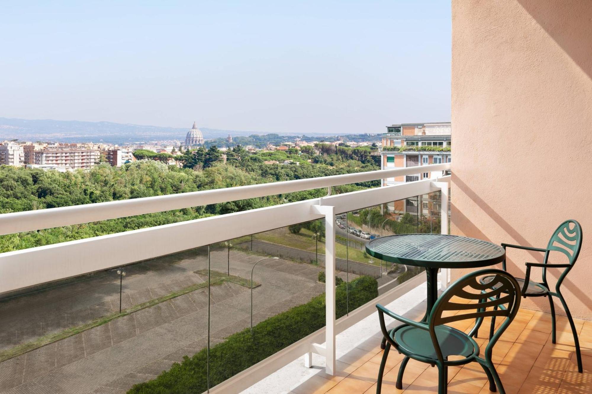 Courtyard By Marriott Rome Central Park Luaran gambar