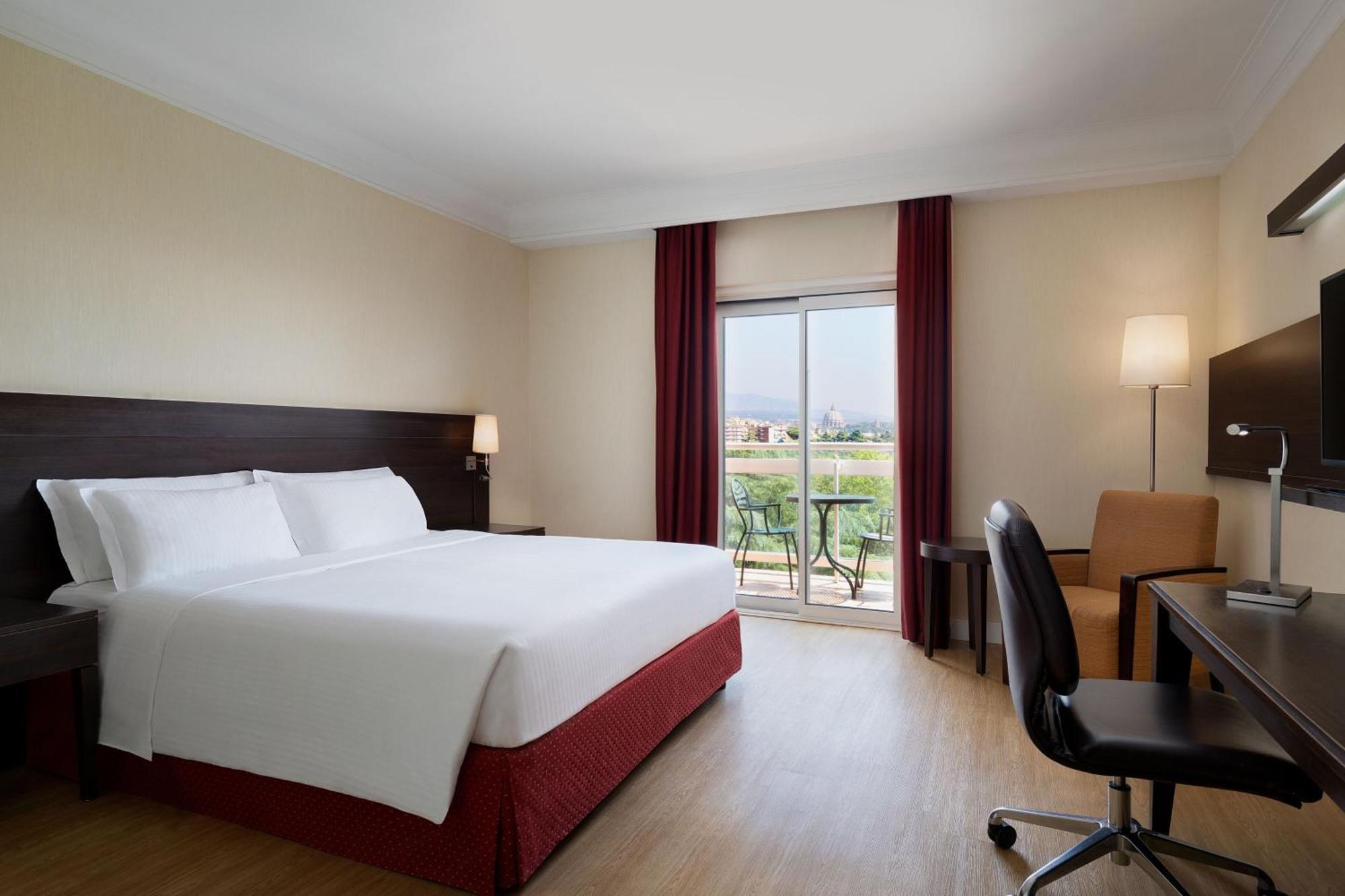 Courtyard By Marriott Rome Central Park Luaran gambar