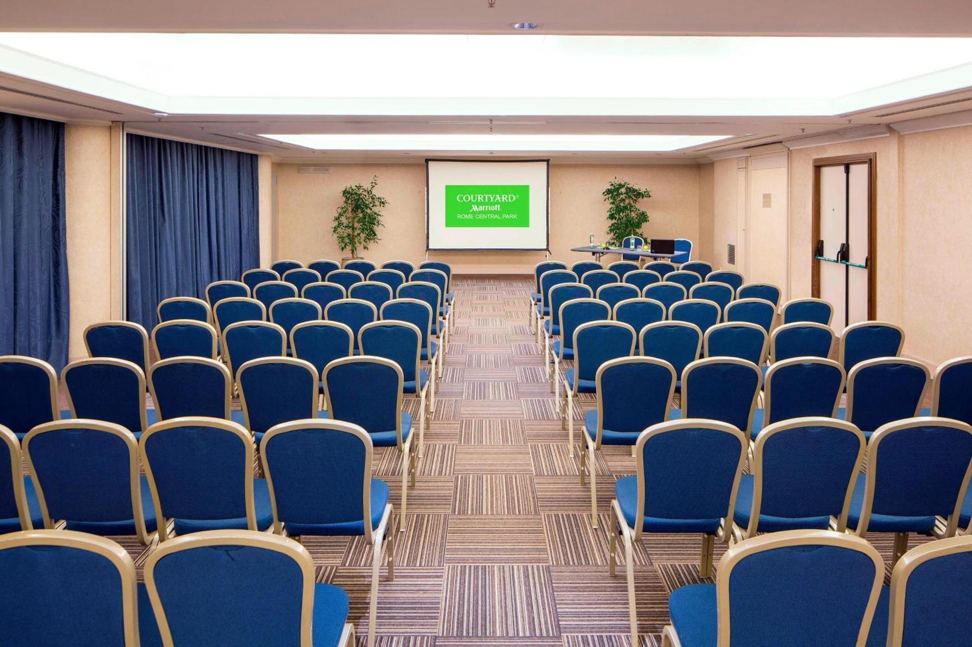 Courtyard By Marriott Rome Central Park Luaran gambar